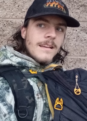 Mack, 18, United States of America, Fresno (State of California)
