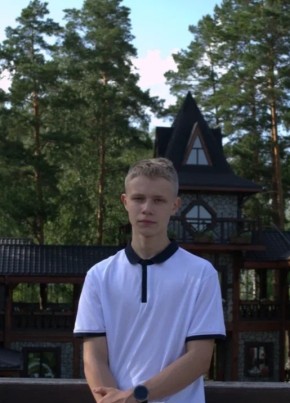 Никита из Коврова 19 лет