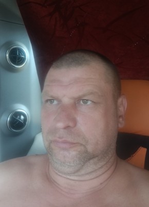 Сергей из Починока 44 года