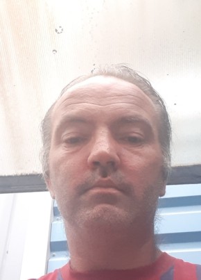 Evrard из Tremblay-en-France 45 лет