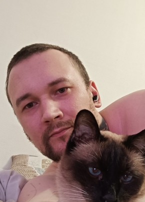 Lucik, 32, Russia, Volkhov