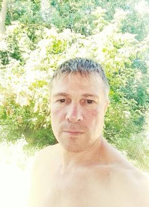 Виталий, 41, Россия, Петровск