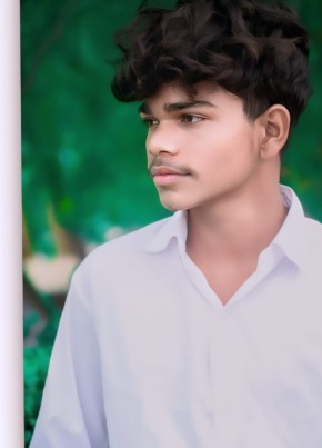 Samir, 18, India, Gorakhpur (State of Uttar Pradesh)