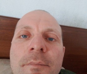 Eldar, 18, Kurchaloy