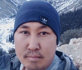 ermek, 32, Bishkek