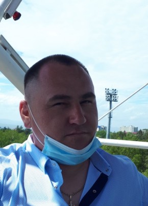 Иван, 42, Россия, Южно-Курильск