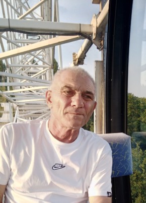 Геннадий из Липецка 61 год