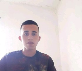 Diego, 29, Pitalito