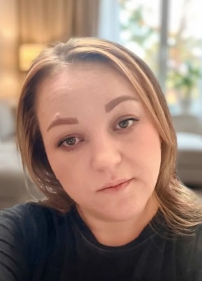 Алина из Хабаровска 37 лет