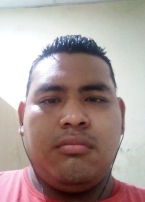 Manuel, 29, República de El Salvador, San Salvador