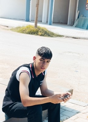 Murat из Adana 20 лет