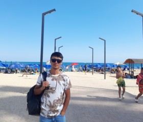 Bdjxhdhuhdhh, 80, Dushanbe
