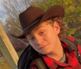 Jmac, 19, Glace Bay