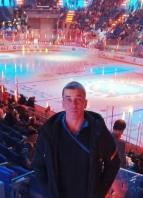 Константин из Санкт-Петербурга 42 года