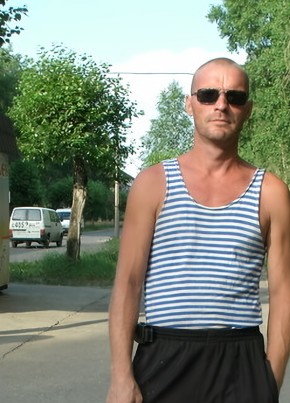 Роман, 46, Россия, Котлас