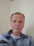 Yuriy, 45, Saint Petersburg