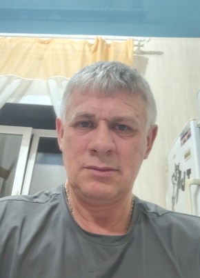 Егор из Ялуторовска 50 лет
