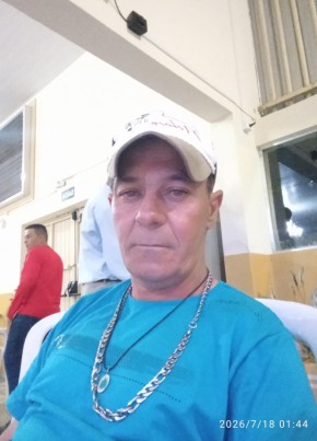 Celso из Curitiba 46 лет