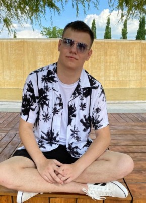Даниил из Краснодара 21 год