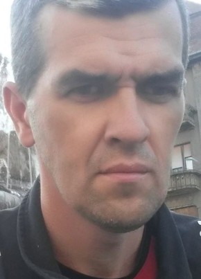 Cosmin Ciprian, 45, Romania, Timișoara
