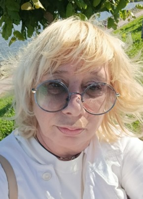 Галина из Гатчины 55 лет