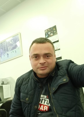 Макс из Москвы 42 года