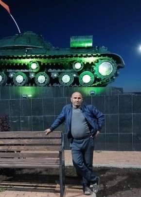 Магомед из Воронежа 60 лет