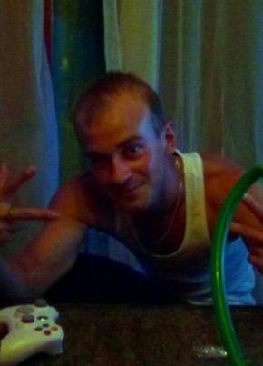 Александр, 32, Россия, Боровский