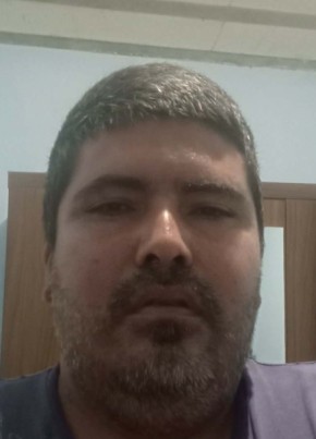 Leandro Arnaldo из Resende 33 года