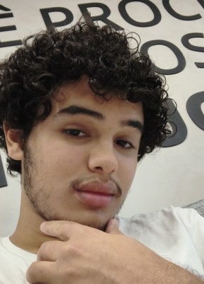 João из Rio de Janeiro 19 лет