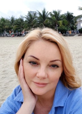 Ольга из Всеволожска 48 лет