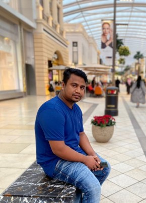 Ali, 25, Kuwait, Kuwait City