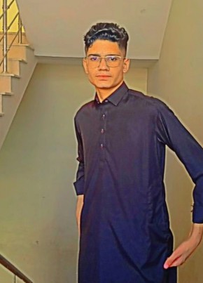 Hot boy, 18, پاکستان, کراچی