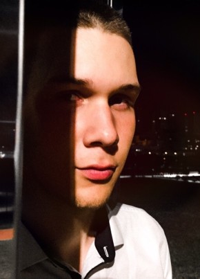 Виктор, 24, Россия, Москва