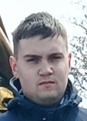 Дмитрий из Рыбное 22 года
