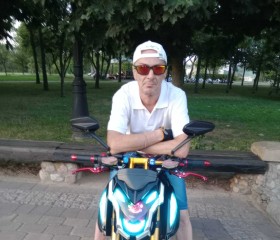 Yan, 50, Minsk