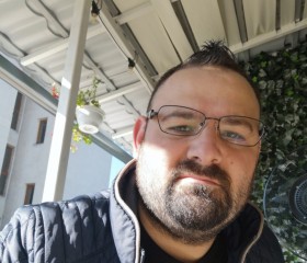Florin, 37, Orsova