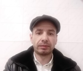 Валерий, 42 года, Омск