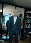 Viktor, 60, Saint Petersburg