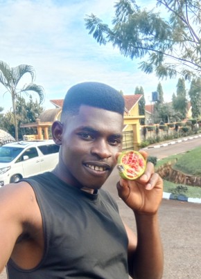 Justus, 27, Uganda, Kampala