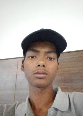 Abhishek  Kumar, 18, India, Delhi