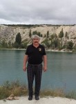 Александр, 67 лет, Армянск