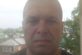 Pavel, 47 - Just Me