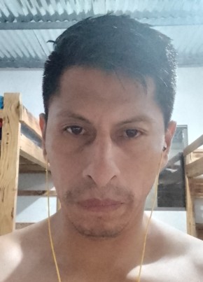 Jaime Medina, 42, República del Ecuador, Zamora