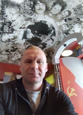 Роман из Петрозаводска 43 года