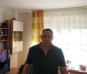 Viktor, 48 лет, Offenburg