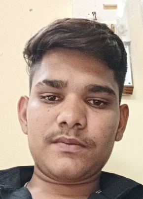 Hii, 20, India, Nadiād