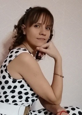 Юлия, 37, Россия, Сланцы
