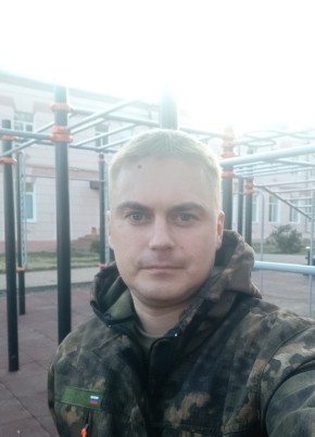 Максим, 34, Россия, Курск