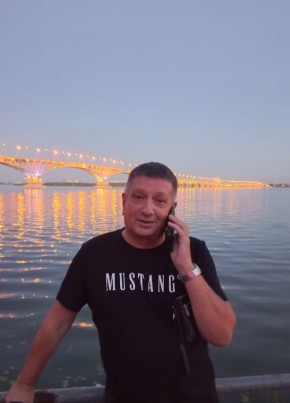 Oleg, 49, Russia, Saratov